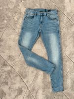 G-Star RAW Jeans Herren Skinny Jeans Gr 33/34 Niedersachsen - Löningen Vorschau