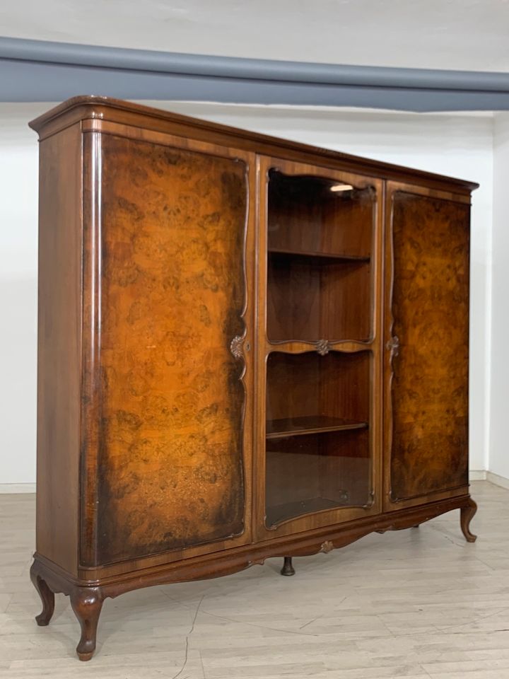 CHIPPENDALE HIGHBOARD BÜCHERSCHRANK SCHRANK UM 1930 in Berlin