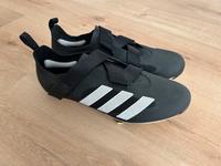 Adidas Indoor Radschuh Größe 44 2/3 Köln - Köln Klettenberg Vorschau