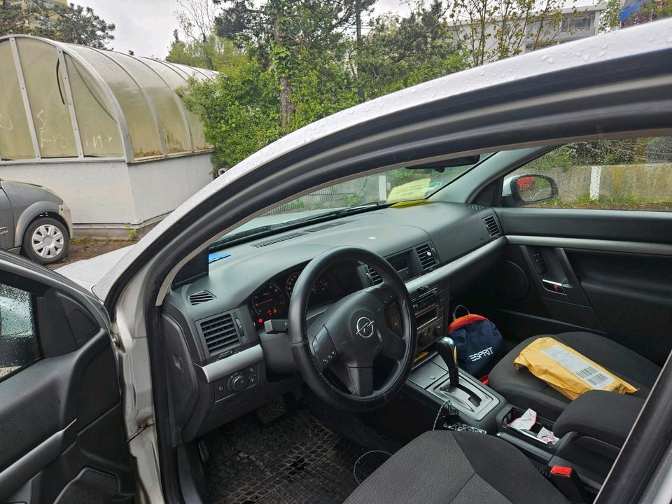 Opel Vectra 2.2 in Neufahrn