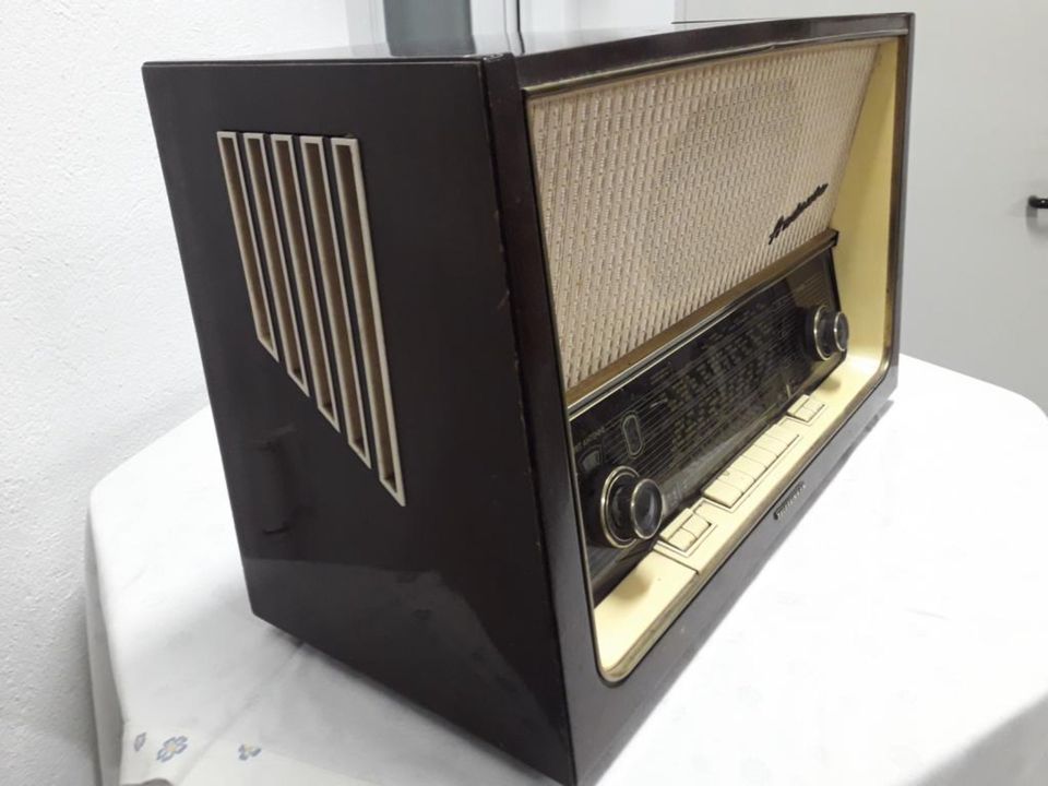 Telefunken Andante 8  Röhrenradio Radio alt antik 50ger Jahre in Woerth an der Donau