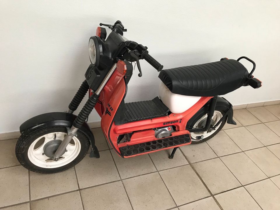 Simson SR50 SR 4 Gang 12V Roller Rot 1989 60km/h Papiere Versand in Calbe (Saale)