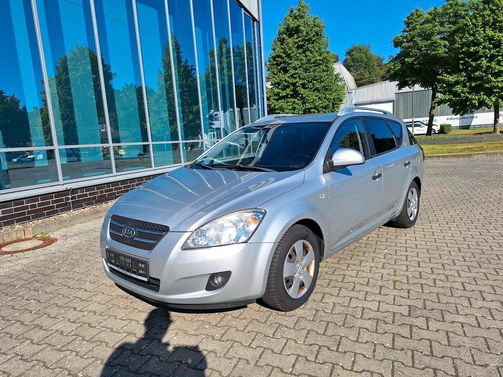 Abbildung des Autos Kia Ceed Kombi 1,4 mit 1…