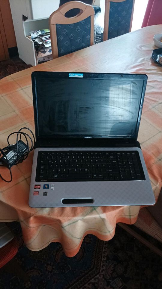 Laptop toschiba in Bad Kissingen