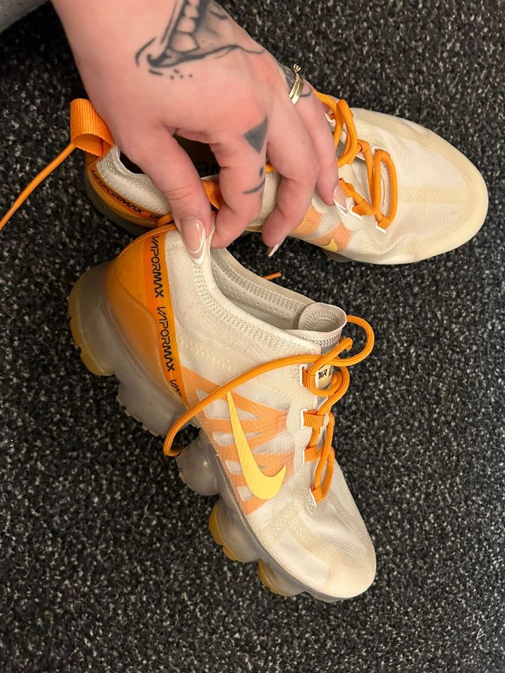 Nike Air VaporMax 2019 White Orange Peel (Women's) in Reutlingen