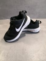 Nike Revolution 6 Kinder Turnschuhe 28 schwarz Hessen - Gießen Vorschau