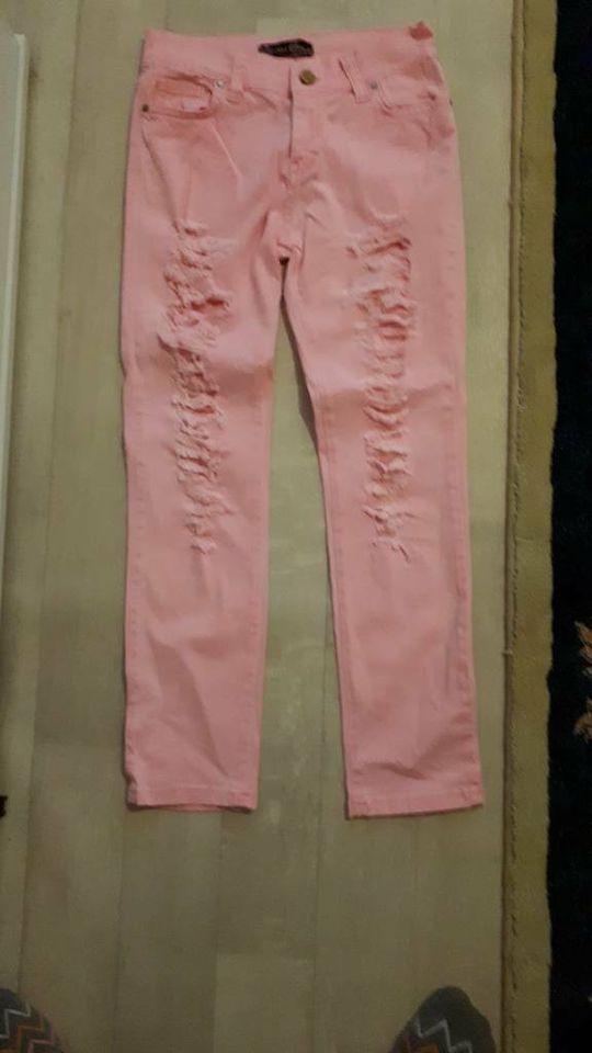 Schöne Pinke Jeans Hose Gr. 26/30 in Krefeld