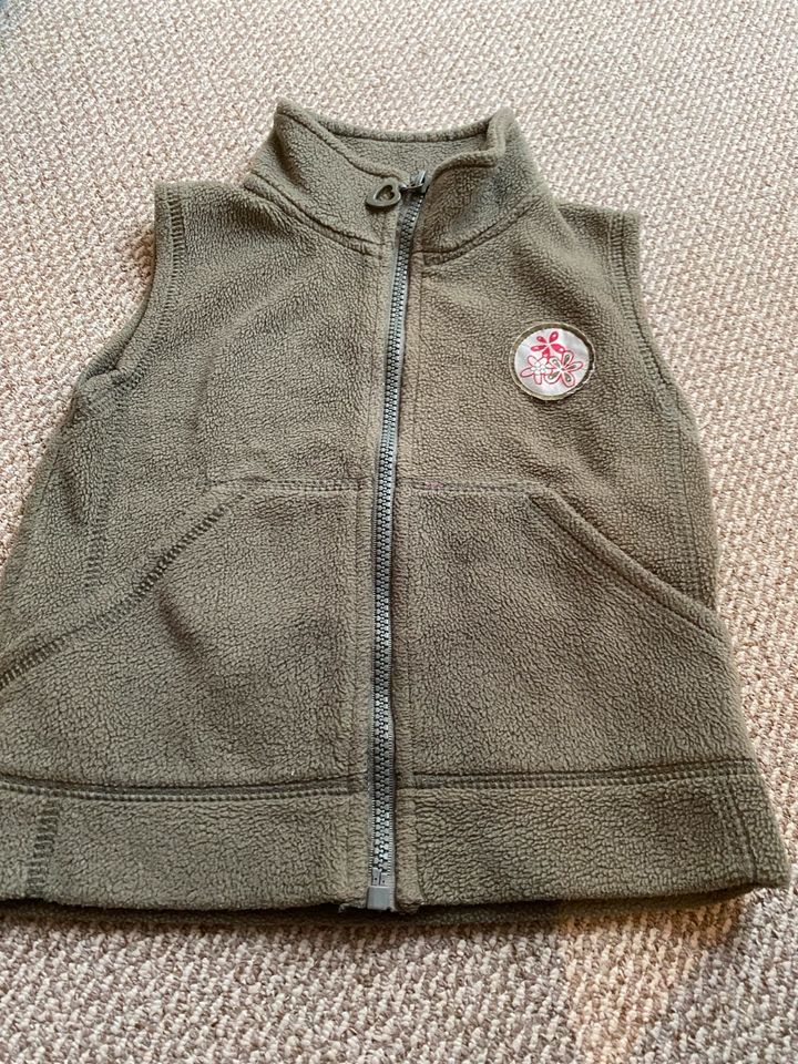 Fleece Jacke Weste Größe 86/92/98 in Baar-Ebenhausen