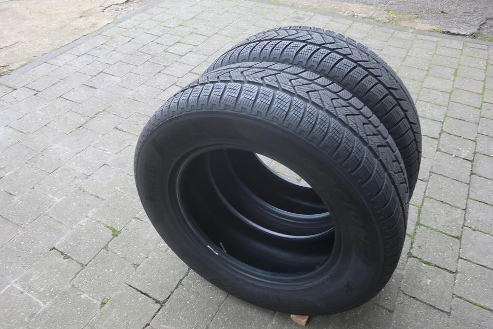 2x Winterreifen Reifen Pirelli Scorpion Winter 235/65 R17 | 104H in Koblenz