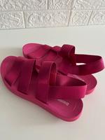 Metallic pinke Sandalen Berlin - Reinickendorf Vorschau