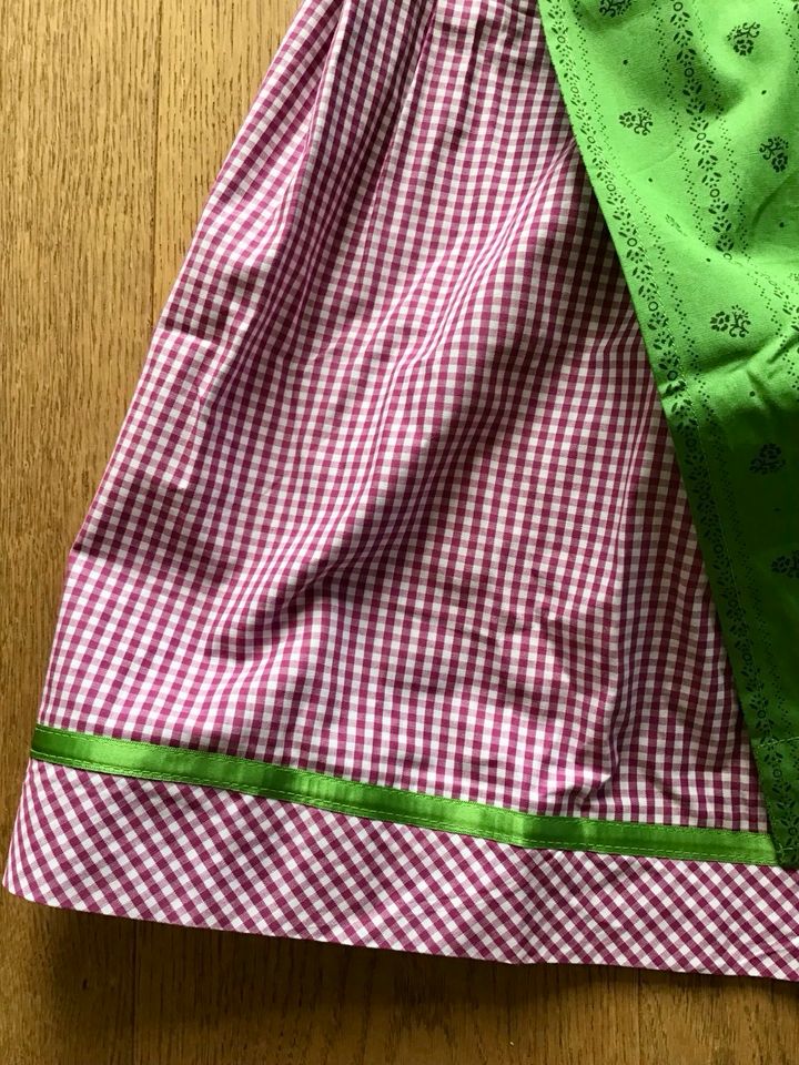 NEU Kinderdirndl Dirndl Isar Trachten Gr. 140 m. Bluse Beere grün in Dachau