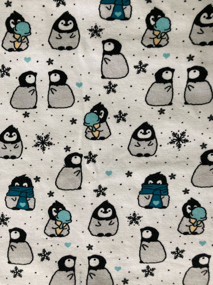Neu & handmade - Strampler Winter Pinguin Schnee in Größe 56 in Peine