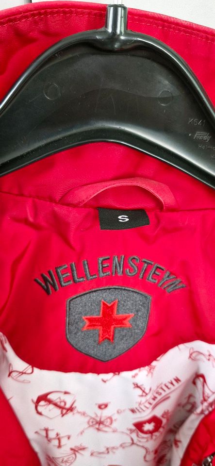 Wellensteyn Regenjacke Gr. S - Rot in Oberhausen