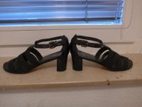 Sandalen STUART WEITZMAN Gr. 37,5 schwarz NP380€ Hessen - Wiesbaden Vorschau