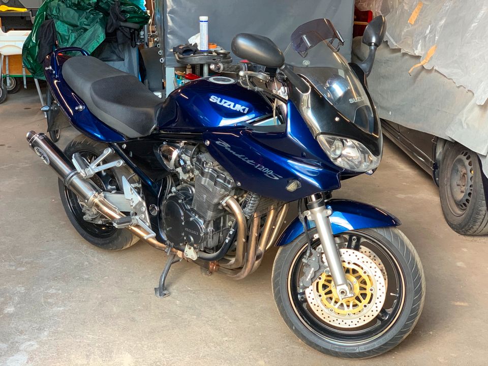 Suzuki GSF1200S Bandit WVA9 in Burgstetten