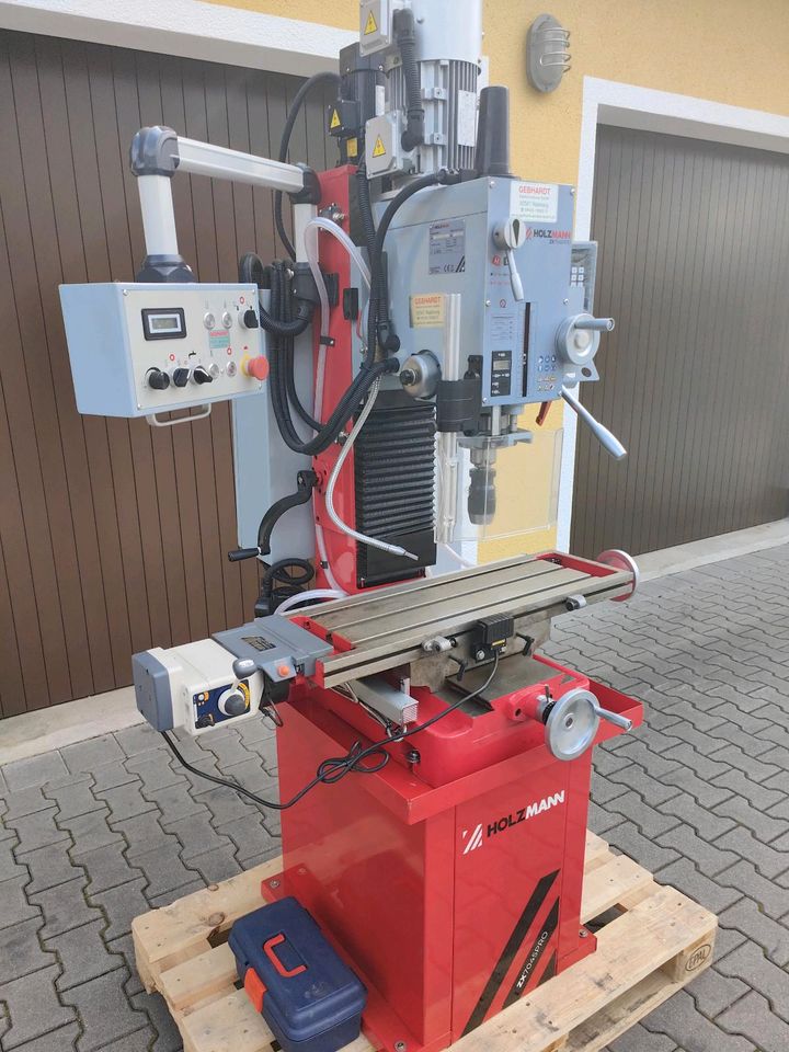 Fräsmaschine Bohr- Fräsmaschine Holzmann ZX7045PRO Digitalanzeige Aktion in Nabburg