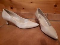 Gabor Pumps Gr.4, ivory, Hochzeitsschuhe Bayern - Schneckenlohe Vorschau