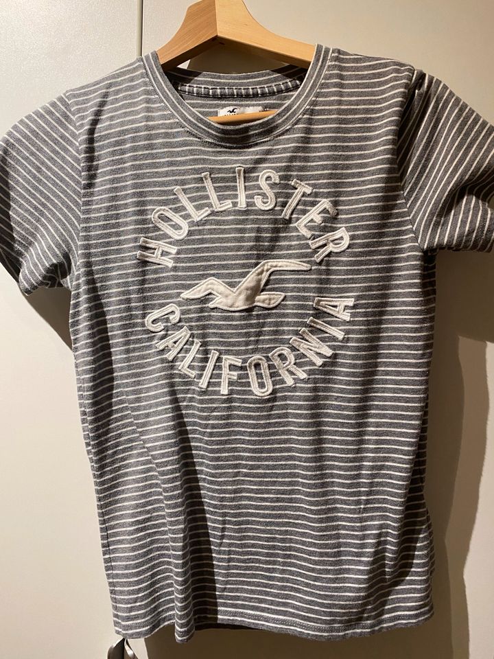 T-Shirt von Hollister - Größe XS in München