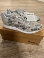 Reebok Cl Lthr Leder Textural BS6785 Silver Gr. 37,5 Neu Bayern - Herzogenaurach Vorschau