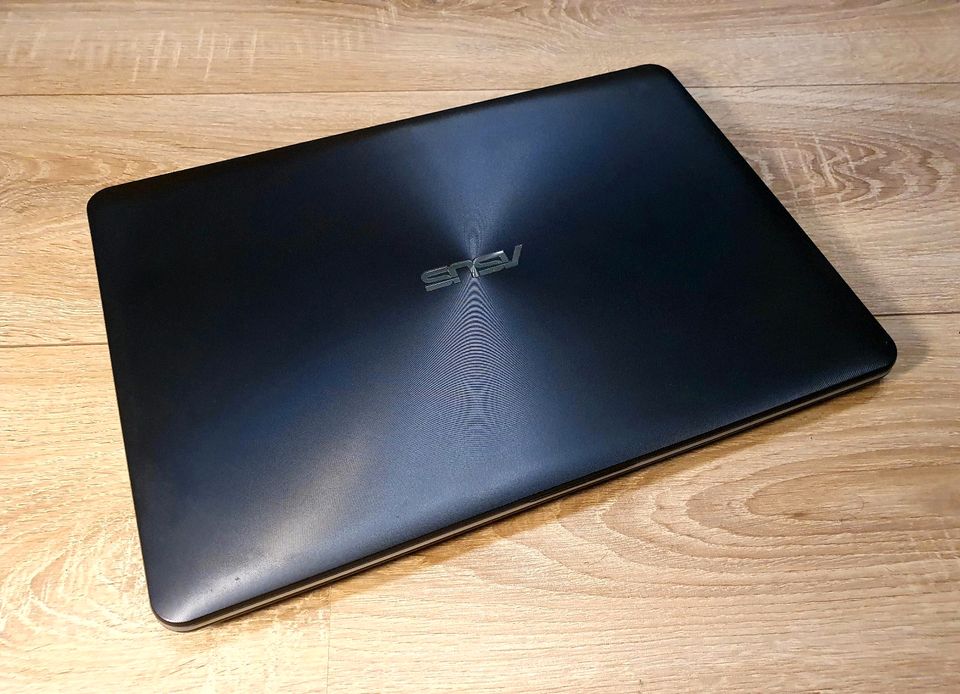 Asus Vivobook - Core i5 8. Generation, Nvidia GeForce, 12GB RAM in Heidelberg