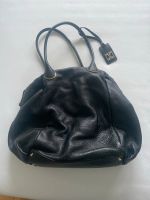 Handtasche Coccinelle schwarz Gold Details Nordrhein-Westfalen - Oer-Erkenschwick Vorschau