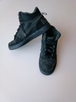 Nike Sneaker Boots warm gr 35 36 schwarz Bayern - Buchloe Vorschau