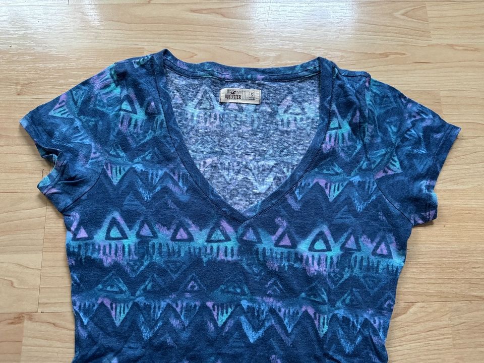 T-Shirt von Hollister für Damen,blau-bunt,Gr.S,Top Zustand in Sprockhövel