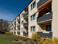 Bezugsfreie helle 2-Zimmerwohnung mit Essdiele und Balkon in Berlin-Gropiusstadt Berlin - Neukölln Vorschau