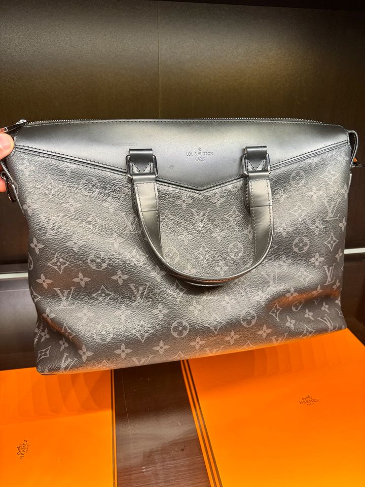 Louis Vuitton Explorer Tasche M40566 Aktentasche Monogram Eclipse in Berlin