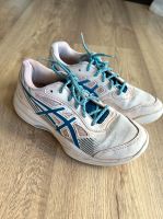 Tennisschuhe Asics Sandschuhe Gr.34.5 Hessen - Nidda Vorschau