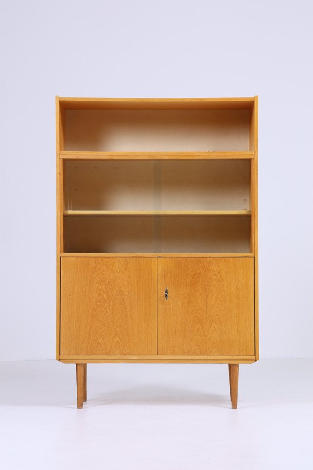 Originelle Vitrine 60er Jahre | Mid Century Schrank Vintage Highboard Retro 70er Esche Holz in Berlin