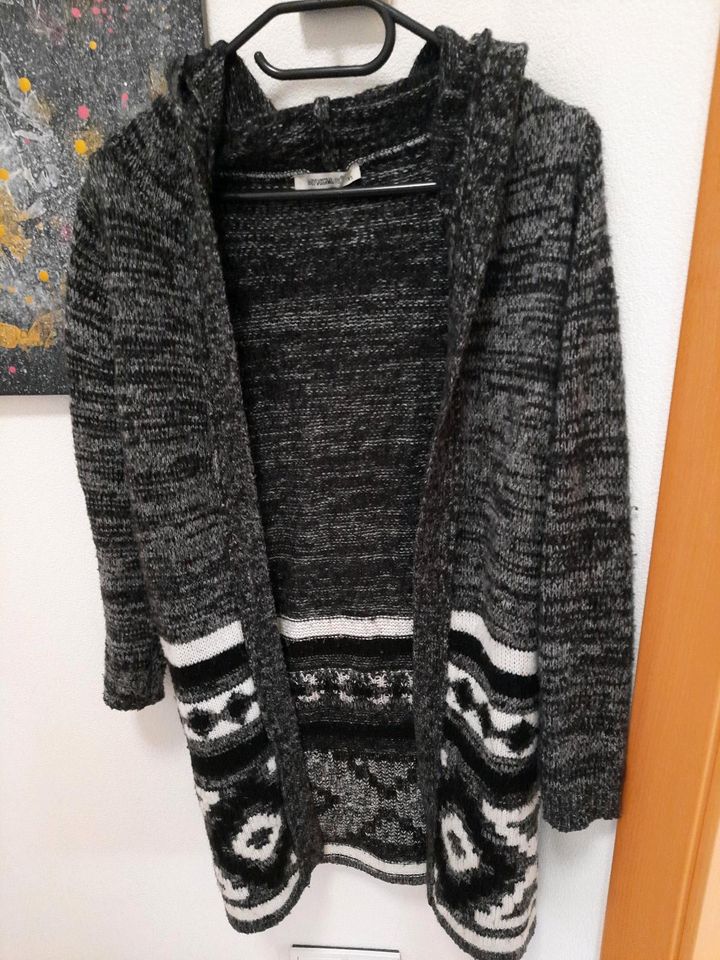 Strickjacke lang warm Größe xs My Hails Damen neuwertig  Pullover in Bad Arolsen