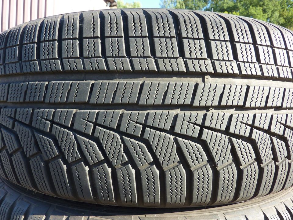 215 55 R 17 98V Hankook i*cept evo2 M+S 2x Winterreifen 4521 in Backnang