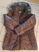 NEUE Winterjacke wattiert. Marke SURE, Gr. 44 eher 42, Brombeere Baden-Württemberg - Stockach Vorschau