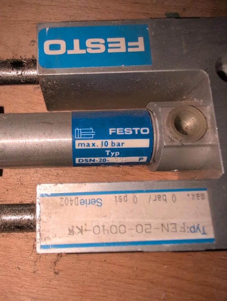 Festo Pneumatic FEN Führungseinheit + Fest Pneumatikzylinder in Heroldsberg