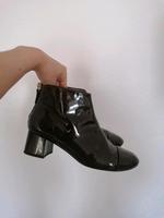 Unisa braune elegante Lackstiefeletten Stiefel Ankle Boots 37 Hannover - Ahlem-Badenstedt-Davenstedt Vorschau