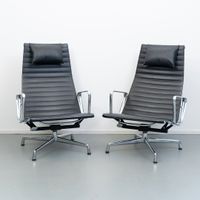 2x Vitra Eames Ea124 schwarzes Leder Chrom Nordrhein-Westfalen - Kleve Vorschau