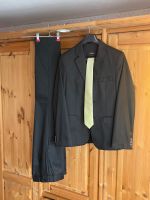 Anzug schwarz für Jungen Gr. 158 mit Krawatte Niedersachsen - Stelle Vorschau