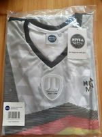 NEU! Nivea Men Trikot Jogi Löw Jahr 2018 Gr. XL Originalverpackt Baden-Württemberg - Schorndorf Vorschau