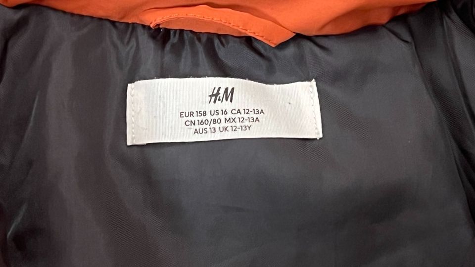 H&M Winterjacke Übergangsjacke wasserabweisend Gr. 158 +neuwertig in Berlin