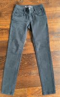 Buena Vista Jeans dunkelblau nicht getragen XS Florida Nordrhein-Westfalen - Langenfeld Vorschau