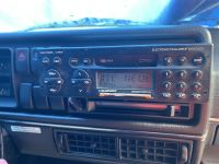 Blaupunkt Woodstock DJ Autoradio mit Kassette & Keycard Oldtimer Stuttgart - Sillenbuch Vorschau