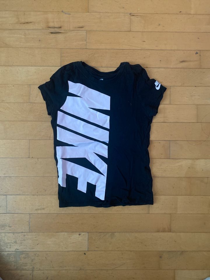 Nike T-Shirt in Berlin