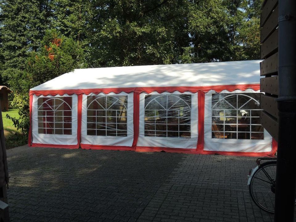 Partyzelt , Zelt , Pavillion  4 x 8 m für 55 Euro für Wochende in Brüggen