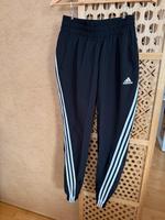 Adidas Damen Jogginghose schwarz XS Bayern - Großostheim Vorschau