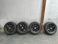 4x Skoda Kodiaq Black Alufelgen 215/65R17 99H Winterräder Baden-Württemberg - Sindelfingen Vorschau