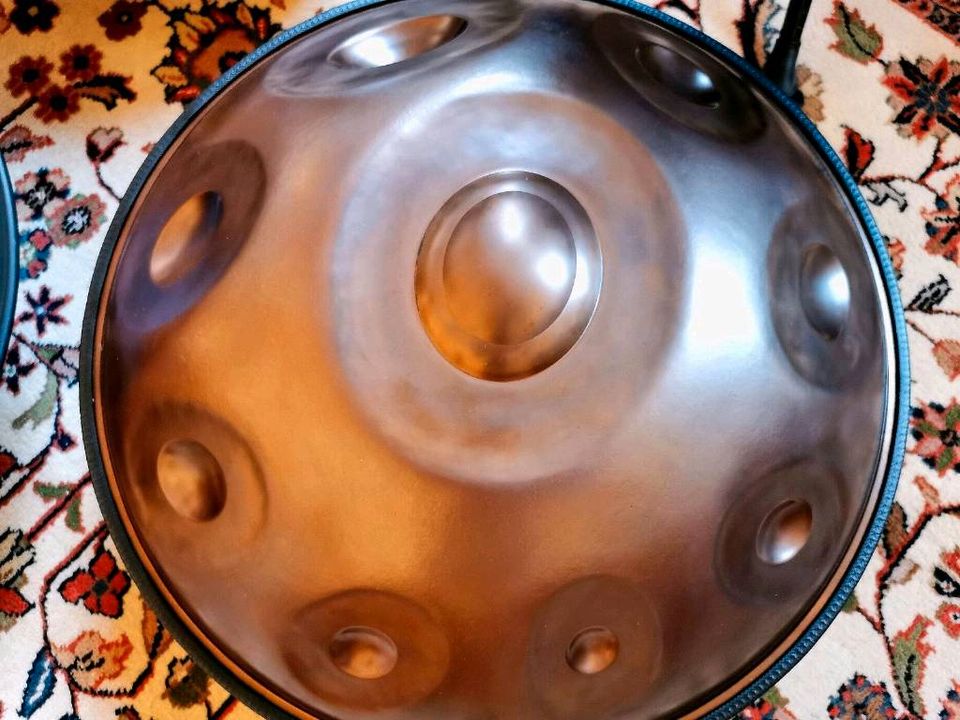 Handpan Beratung Verkauf Drum Pantam ember nitrated steel 440 Hz in Nürnberg (Mittelfr)