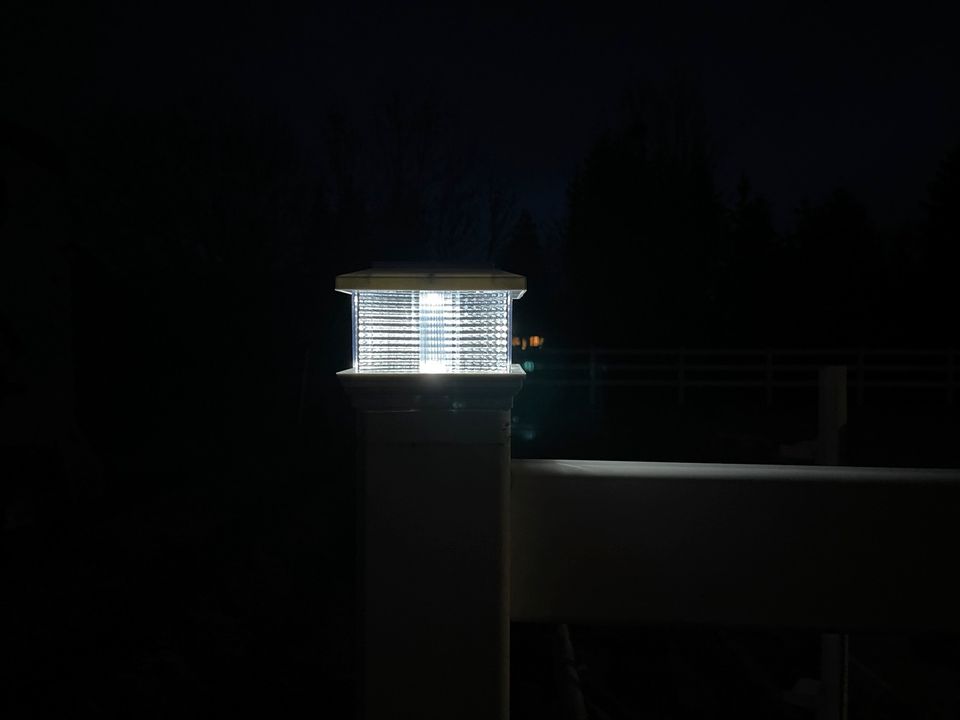 Solar LED Reitplatz Leuchten für PVC-Zaun in Ulrichstein
