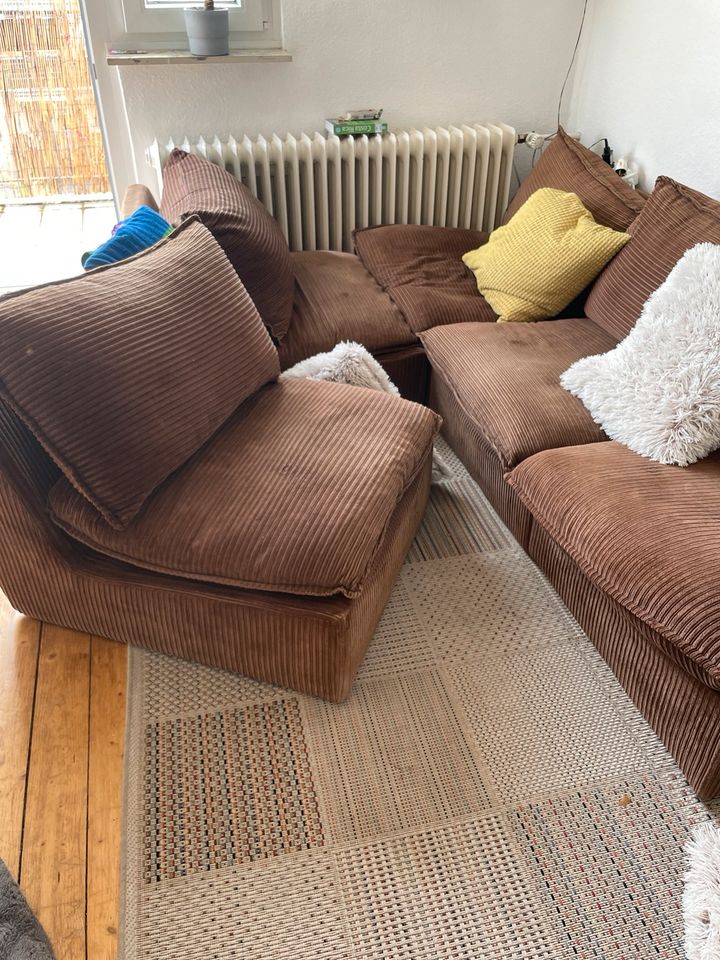 Flexible Cord Couch mit einzelnen Elementen in Koblenz