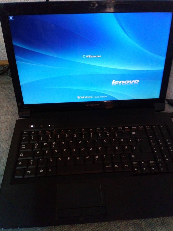 lenovo laptop in Aura a. d. Saale